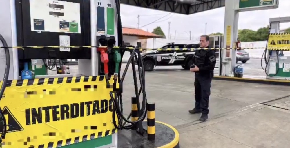 Operação interdita postos de combustíveis por fraude em bombas em Teresina