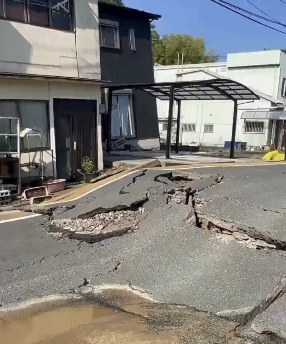 Terremoto de magnitude 7,1 atinge o Japão, deixa mortos e causa estragos