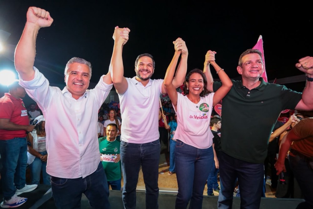 Dr. Vinicius reafirma compromisso com Lagoa do PI em reunião política