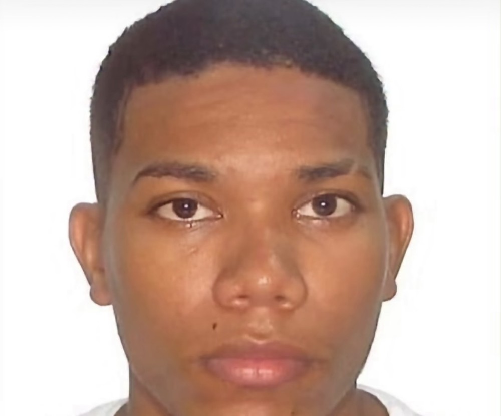 Jovem de 20 anos é morto a tiros em frente a clube na Zona Sul de Teresina
