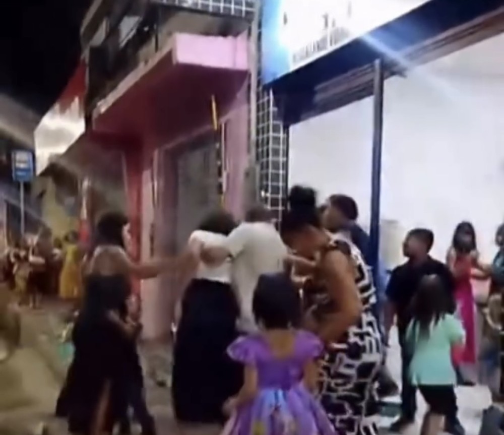 Briga na igreja entre fiéis termina em agressões e uso de faca em São Luís