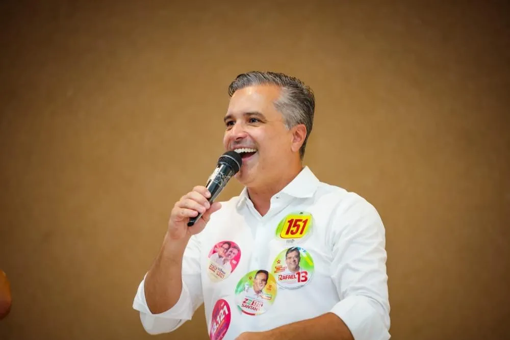 Dr. Vinícius reúne apoiantes em encontro e destaca união pelo futuro do estado
