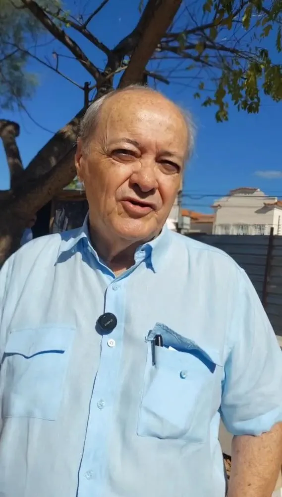  Dr. Silvio Mendes visita obras e entrega títulos de posse em Teresina.
