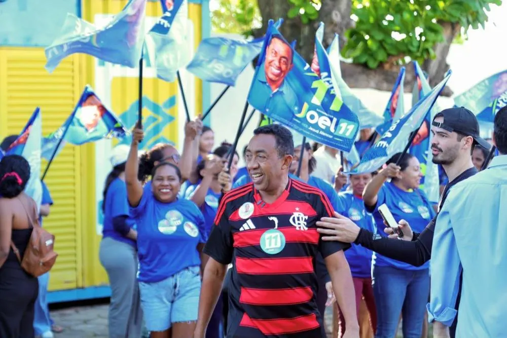 Joel Rodrigues promete acabar com pedágios e ganha apoio de prefeito