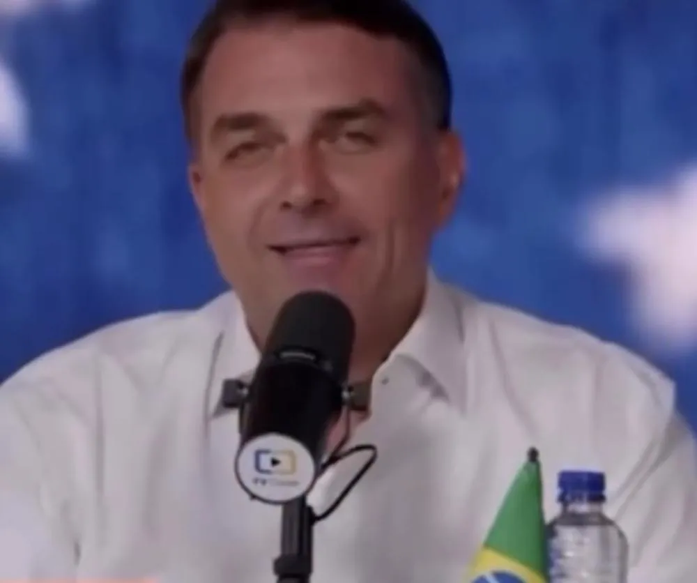 “Quem vai me dar a vitória será o Nordeste”, afirma Flávio Bolsonaro