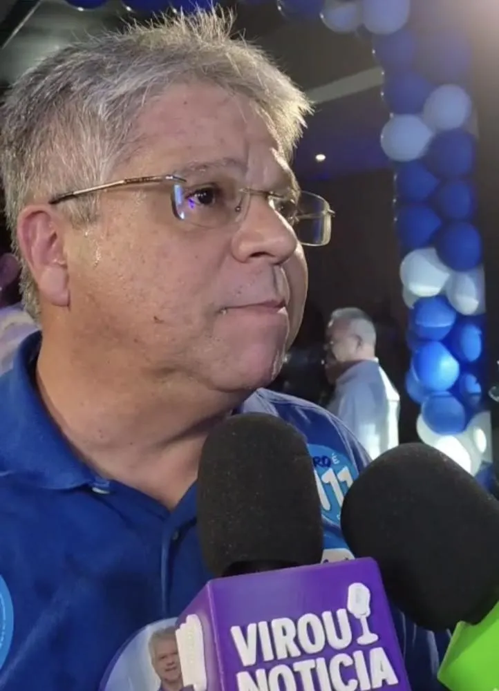 Gustavo Neiva e lideranças reúnem apoiadores em evento político em Teresina
