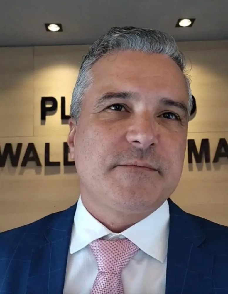 “Não apresenta absolutamente nada”: Dr. Vinicius sobre campanha de Flávio